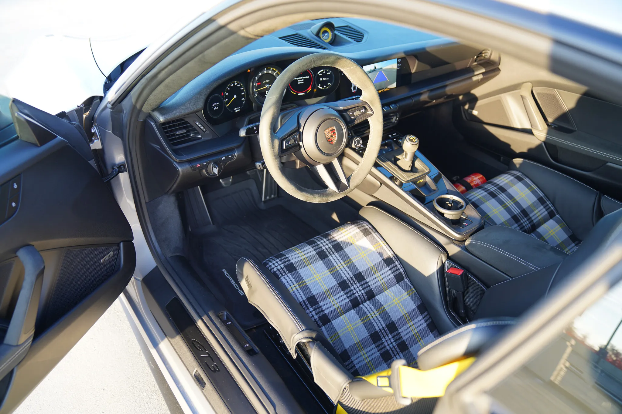 Load larger image of 2022 Porsche 911 GT3 - Stuttcars Classified