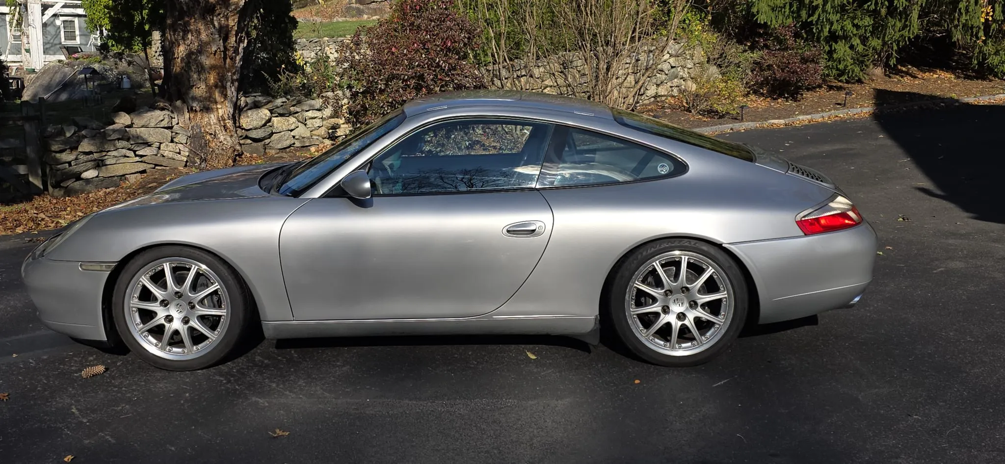 Load larger image of 3.8L-Powered 2001 Porsche 911 Carrera Coupe - Stuttcars Classified