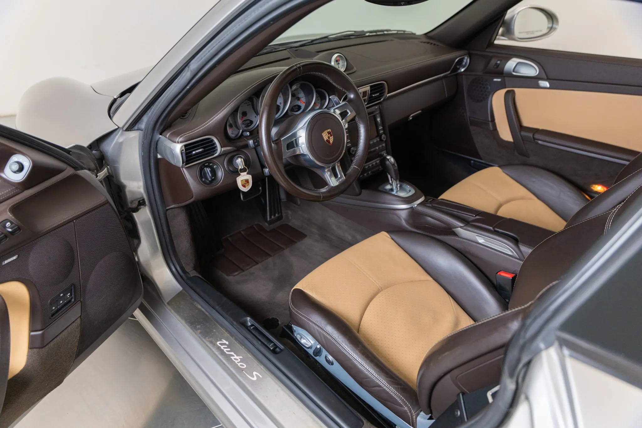 Load larger image of 2013 Porsche 911 Turbo S Coupe - Stuttcars Classified