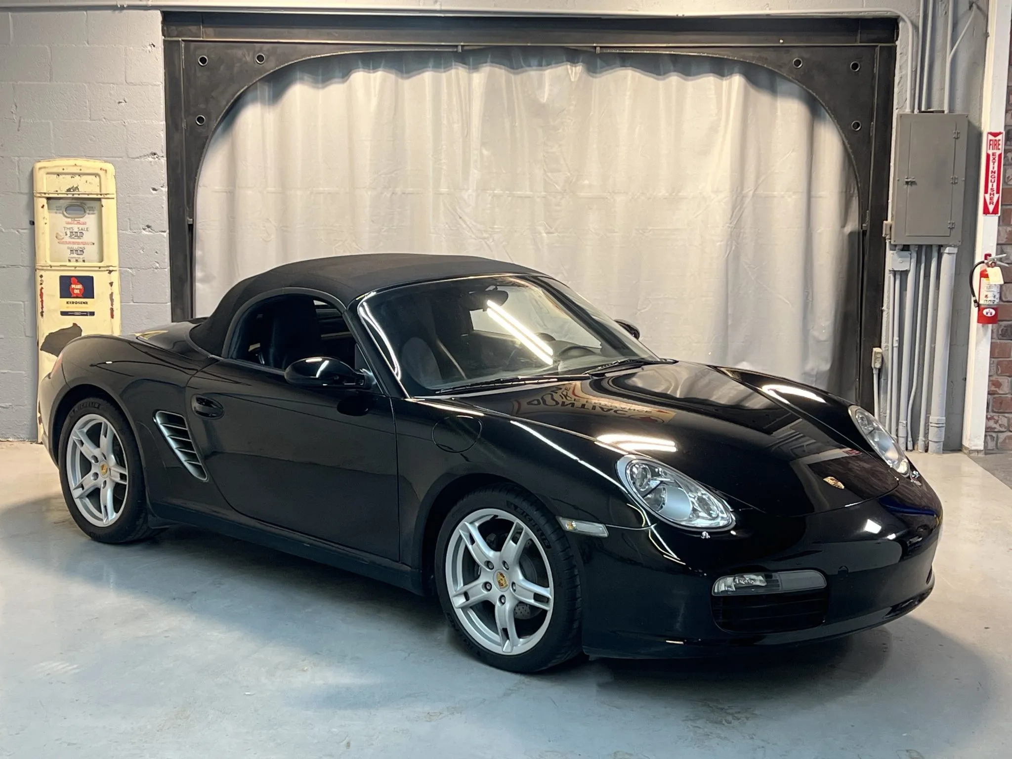 Load larger image of 2006 Porsche Boxster - Stuttcars Classified