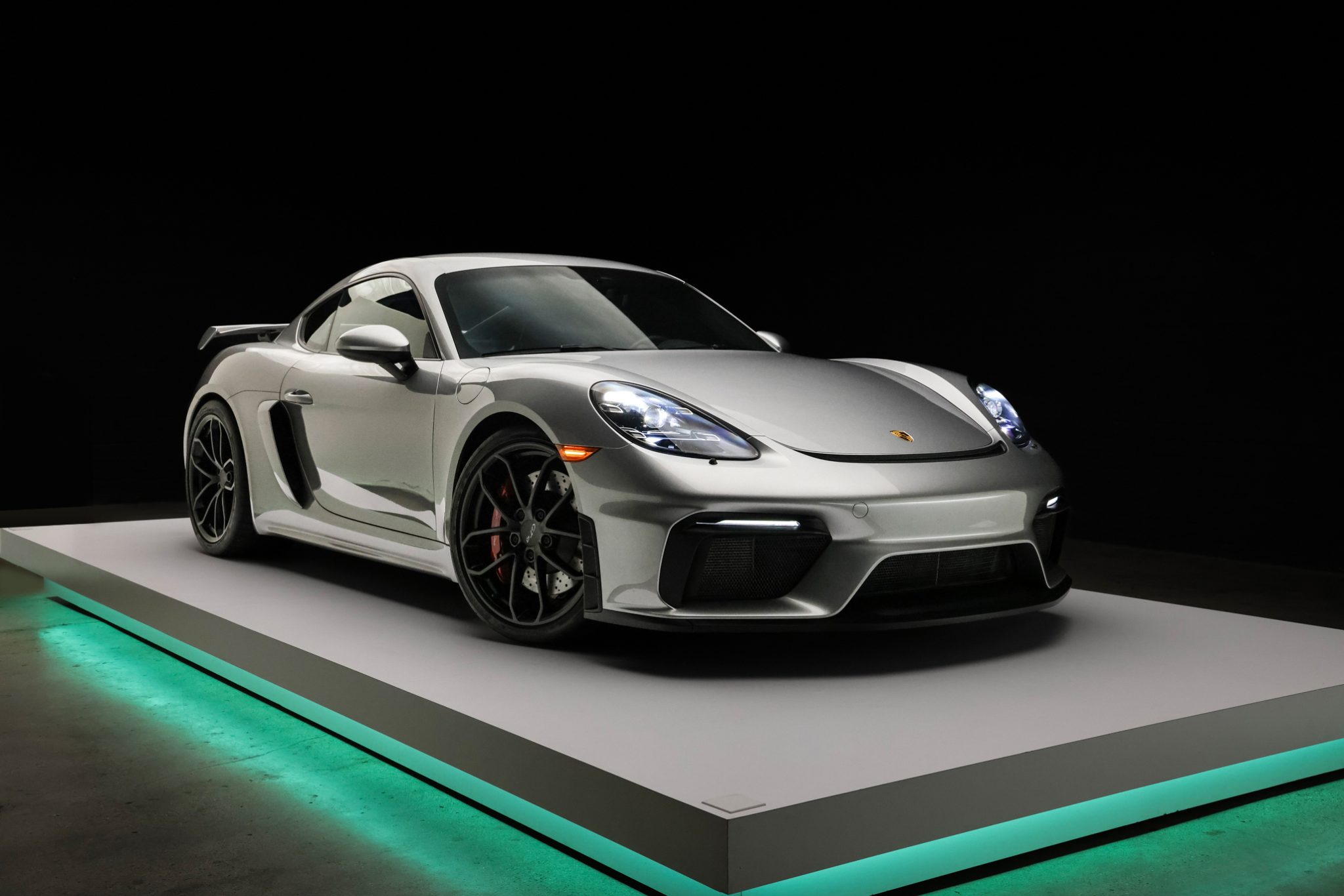Load larger image of 2021 Porsche 718 Cayman GT4 - Stuttcars Classified