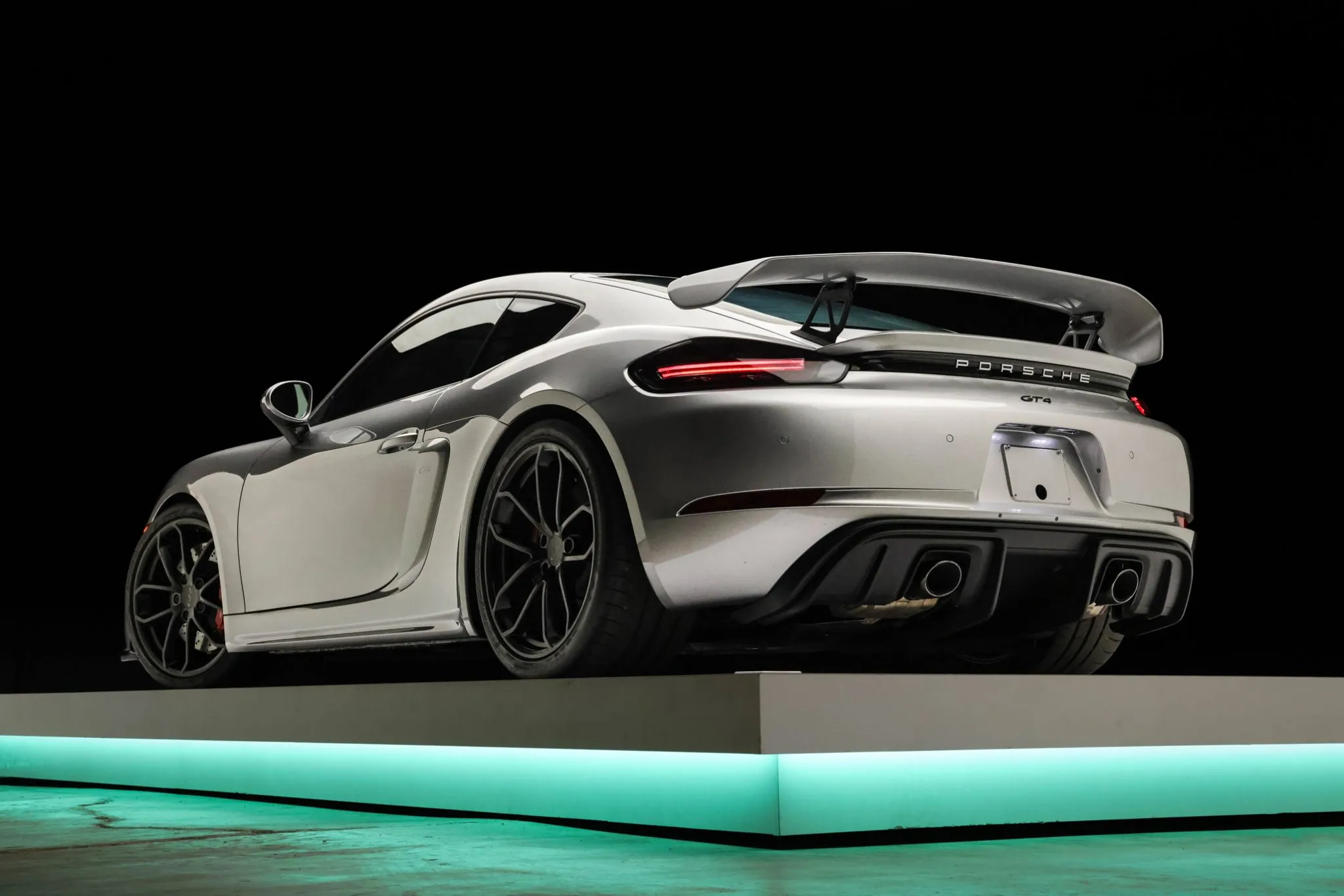 Load larger image of 2021 Porsche 718 Cayman GT4 - Stuttcars Classified