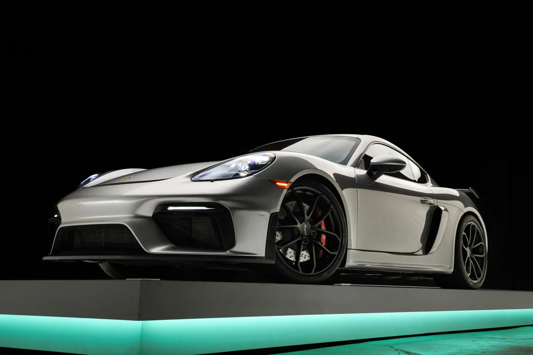 Load larger image of 2021 Porsche 718 Cayman GT4 - Stuttcars Classified