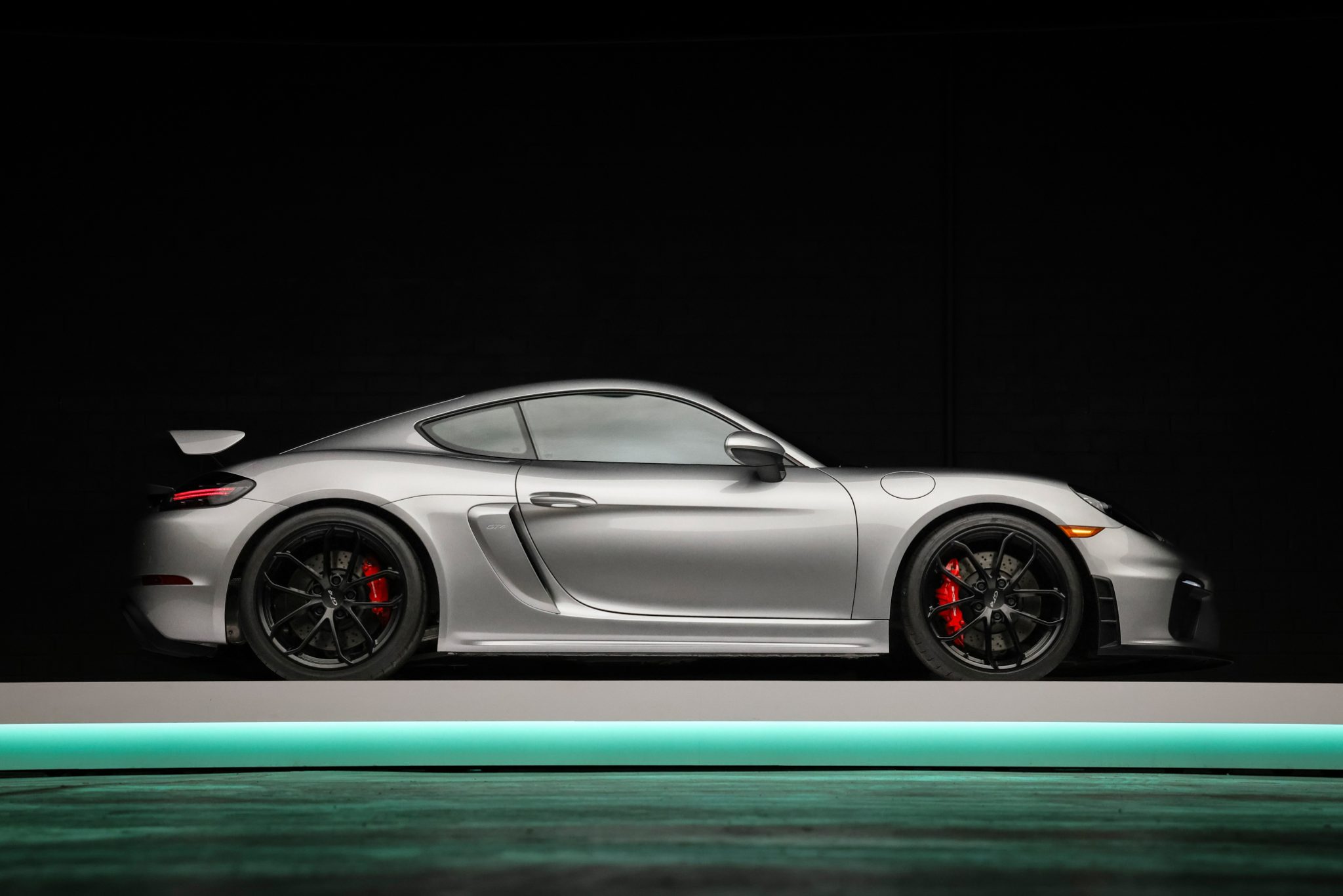 Load larger image of 2021 Porsche 718 Cayman GT4 - Stuttcars Classified