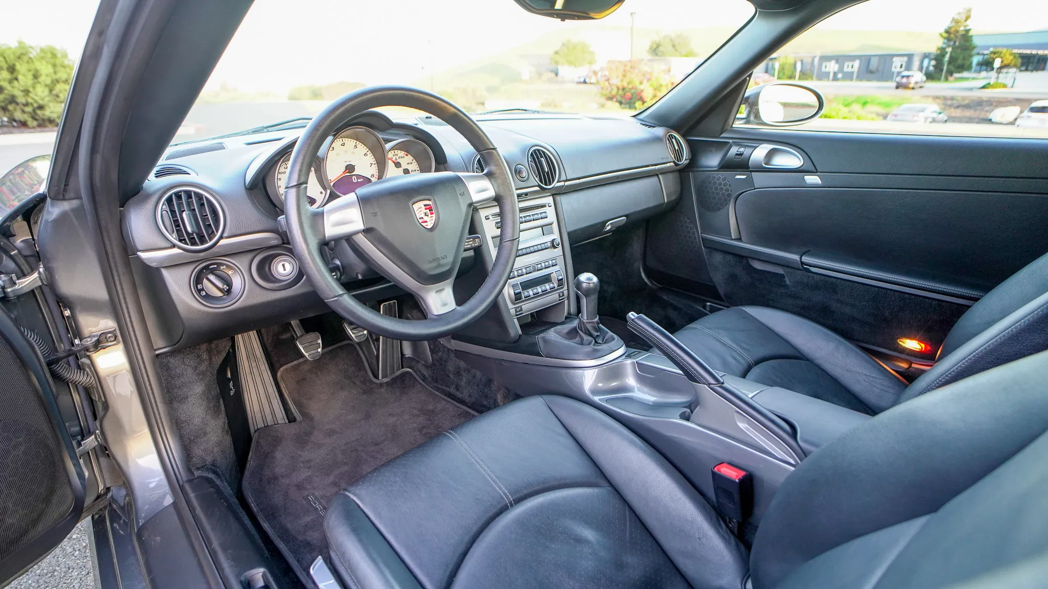 Load larger image of 2008 Porsche Cayman S - Stuttcars Classified