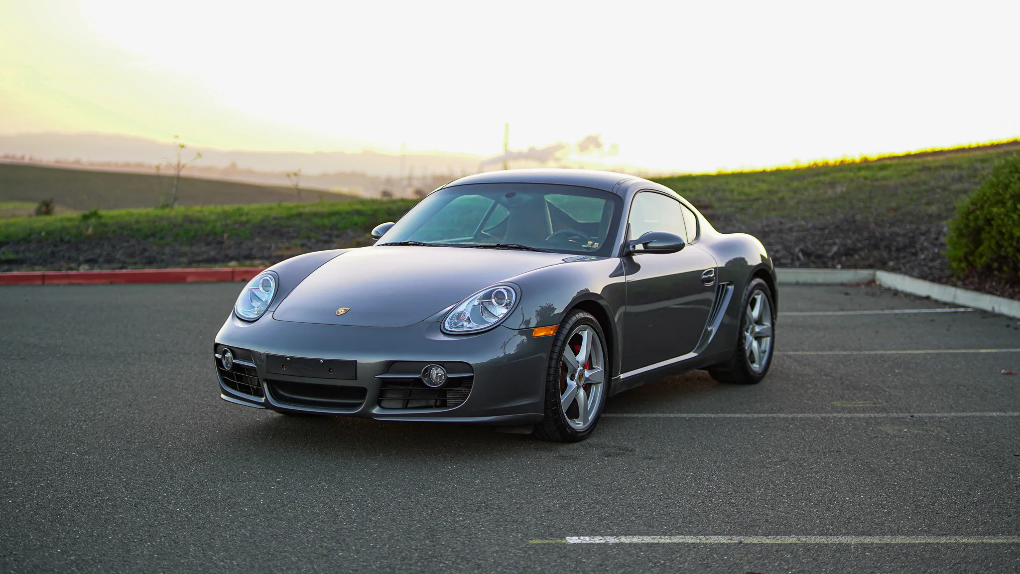 Load larger image of 2008 Porsche Cayman S - Stuttcars Classified