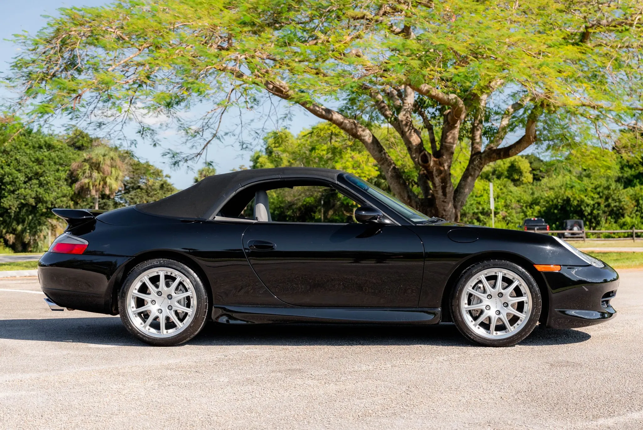 Load larger image of FOR SALE: 2001 Porsche 911 Carrera 4 Cabriolet - Stuttcars Classified