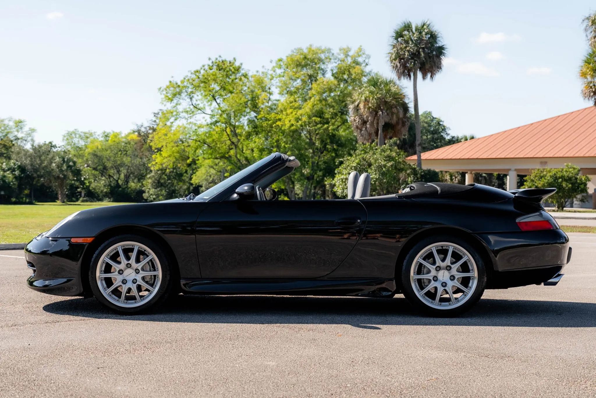 Load larger image of FOR SALE: 2001 Porsche 911 Carrera 4 Cabriolet - Stuttcars Classified