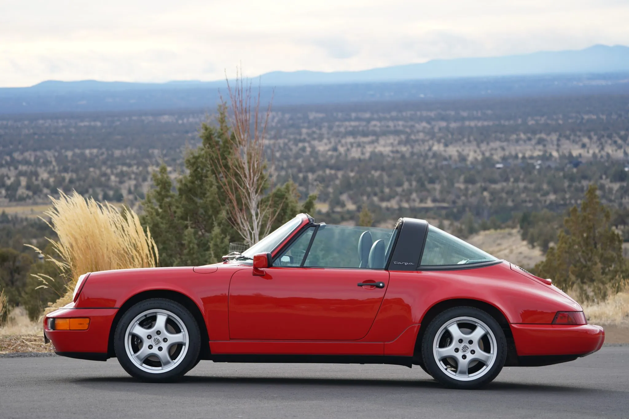 Load larger image of 1991 Porsche 911 Carrera 4 Targa - Stuttcars Classified
