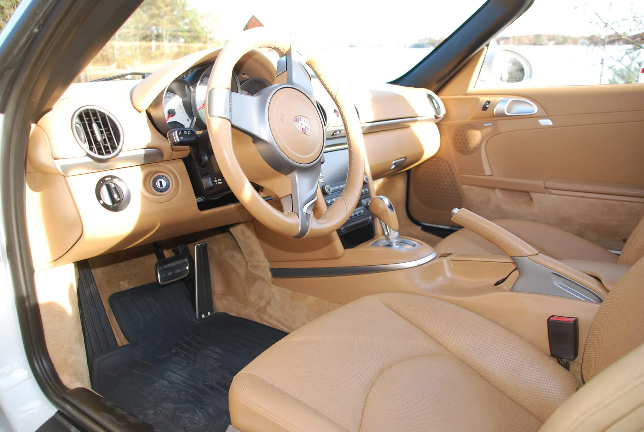 Load larger image of 2010 Porsche Boxster S - Stuttcars Classified