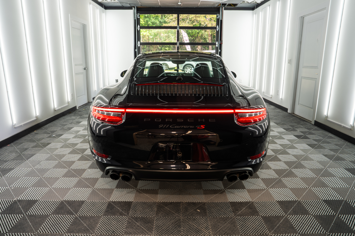 Load larger image of 2017 Porsche 911 Carrera 4S Coupe - Stuttcars Classified