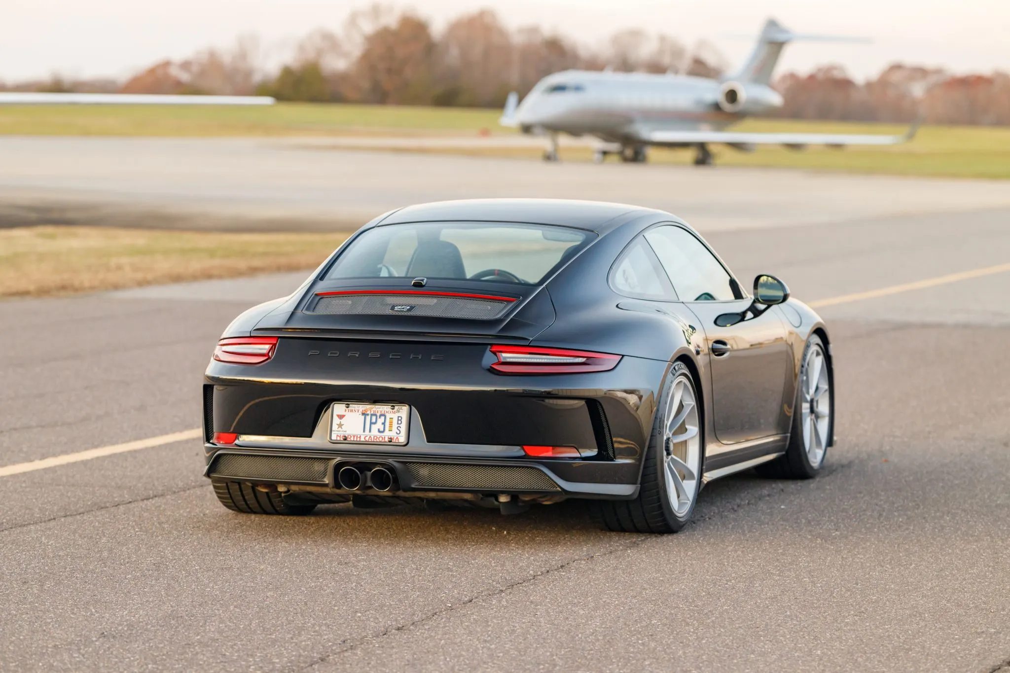 Load larger image of 2018 Porsche 911 GT3 Touring - Stuttcars Classified