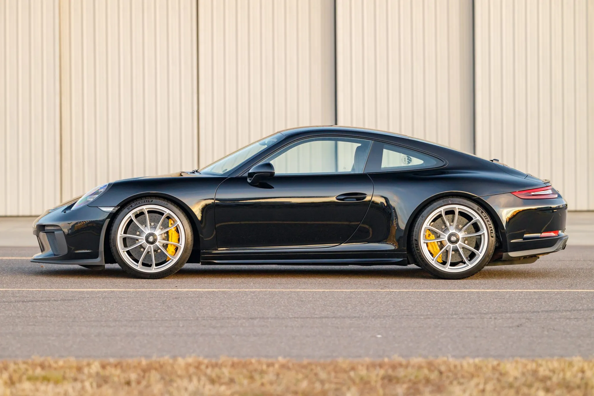 Load larger image of 2018 Porsche 911 GT3 Touring - Stuttcars Classified
