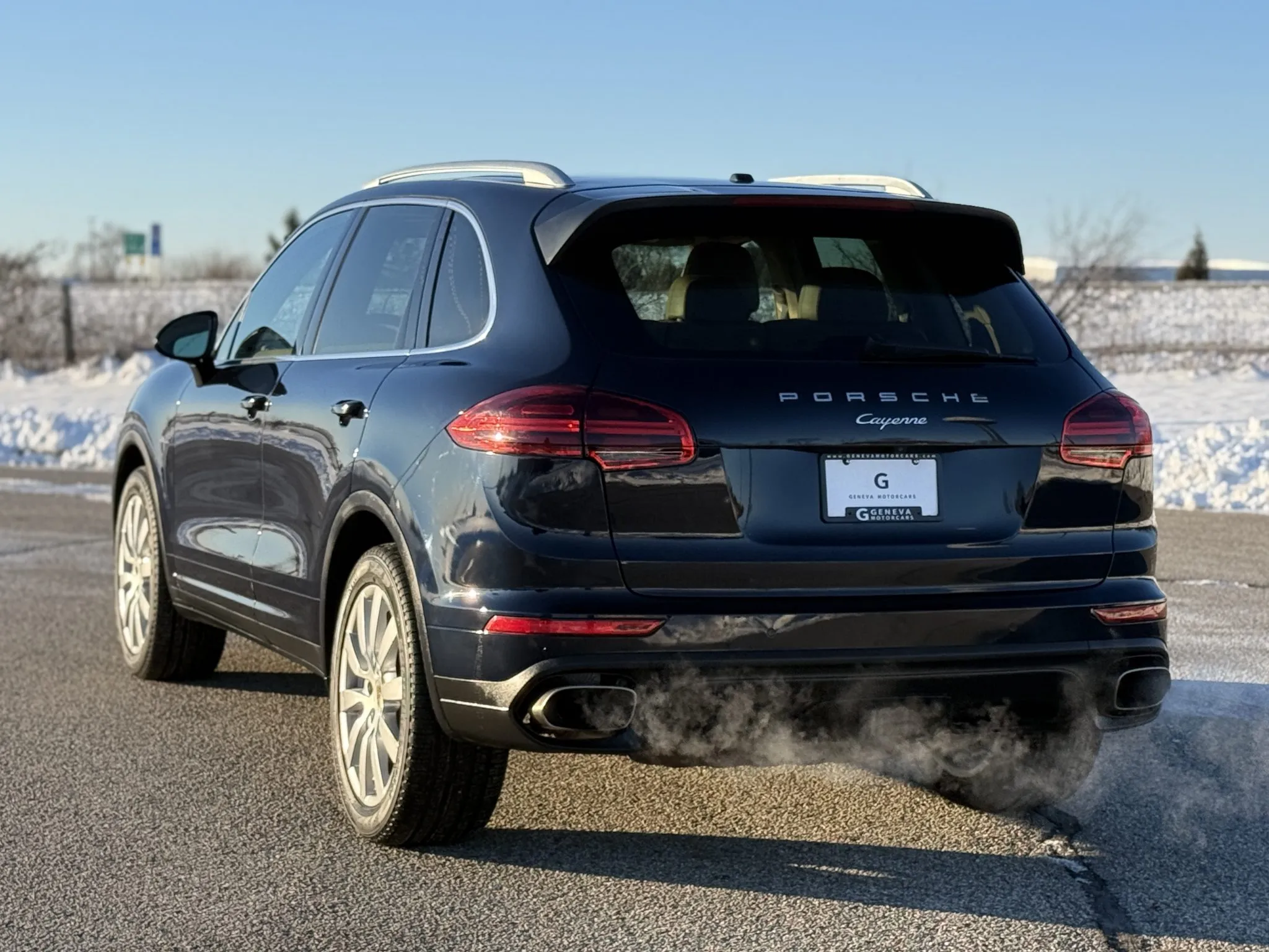 Load larger image of FOR SALE: 2015 Porsche Cayenne Diesel - Stuttcars Classified