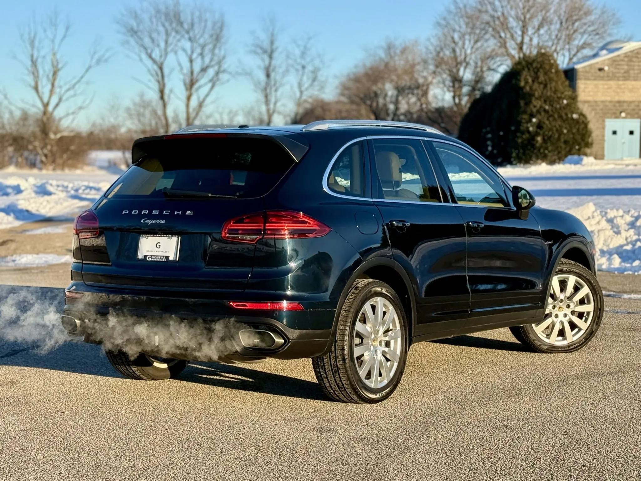 Load larger image of FOR SALE: 2015 Porsche Cayenne Diesel - Stuttcars Classified