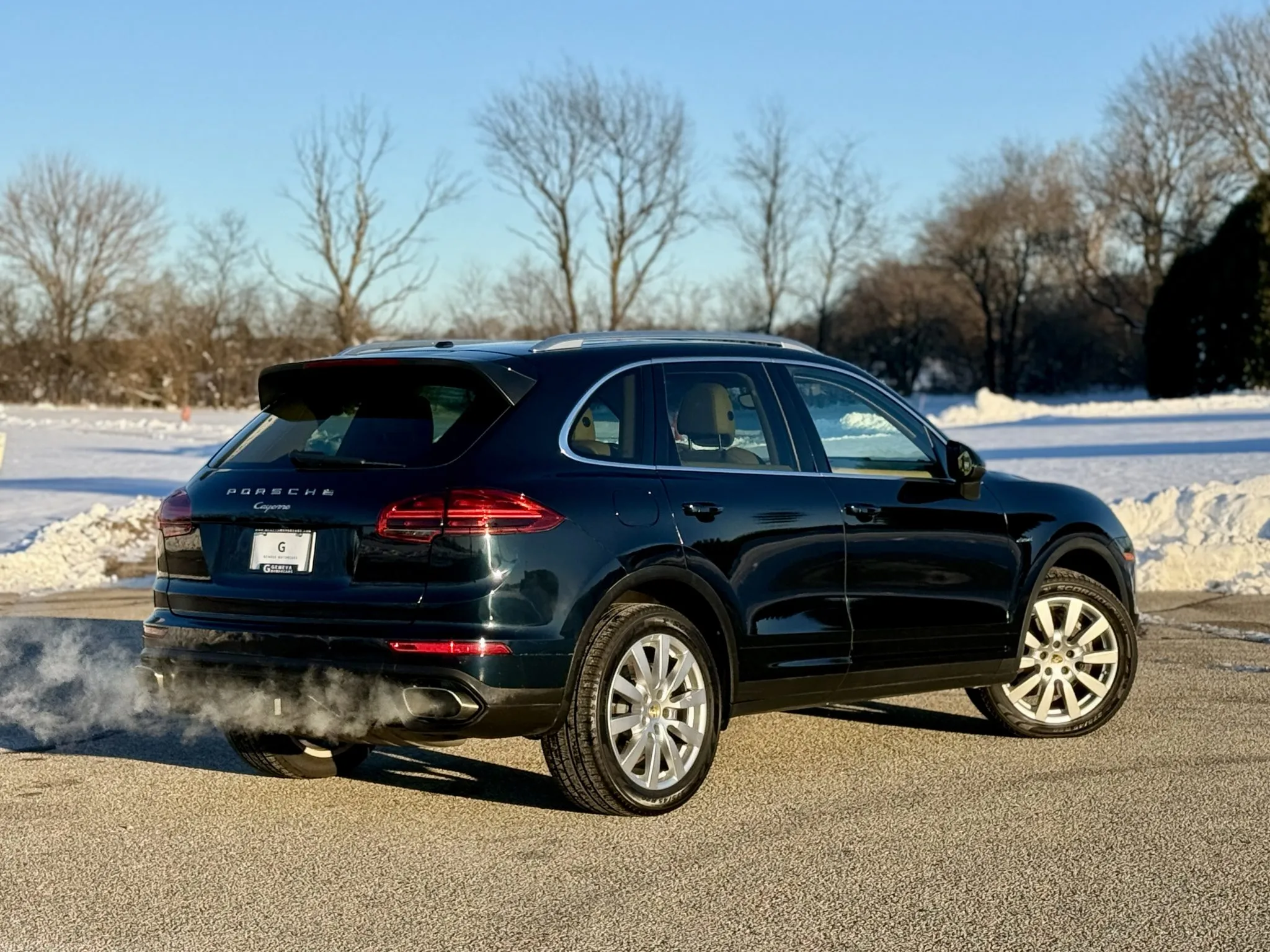Load larger image of FOR SALE: 2015 Porsche Cayenne Diesel - Stuttcars Classified