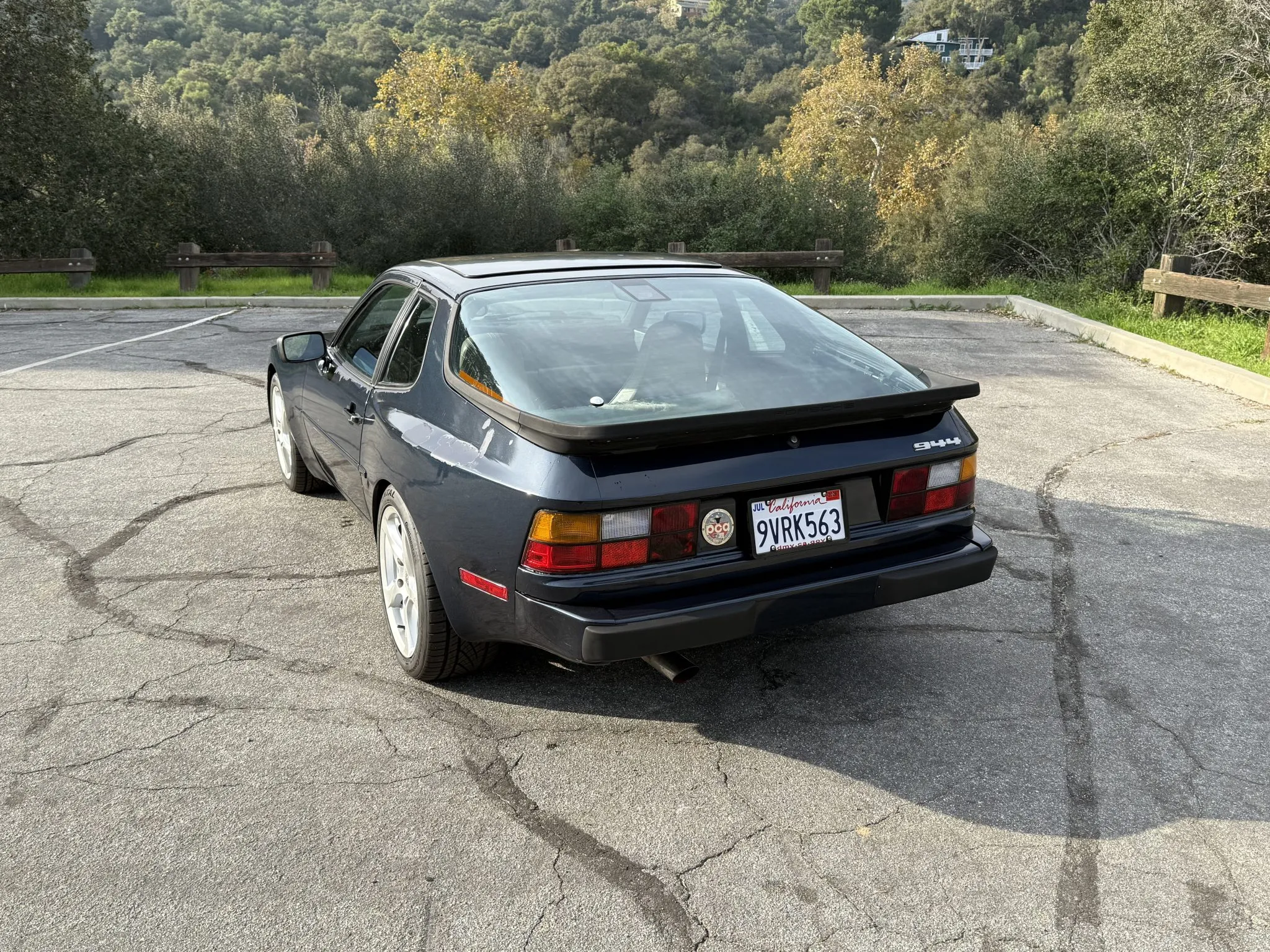 Load larger image of 1988 Porsche 944 - Stuttcars Classified