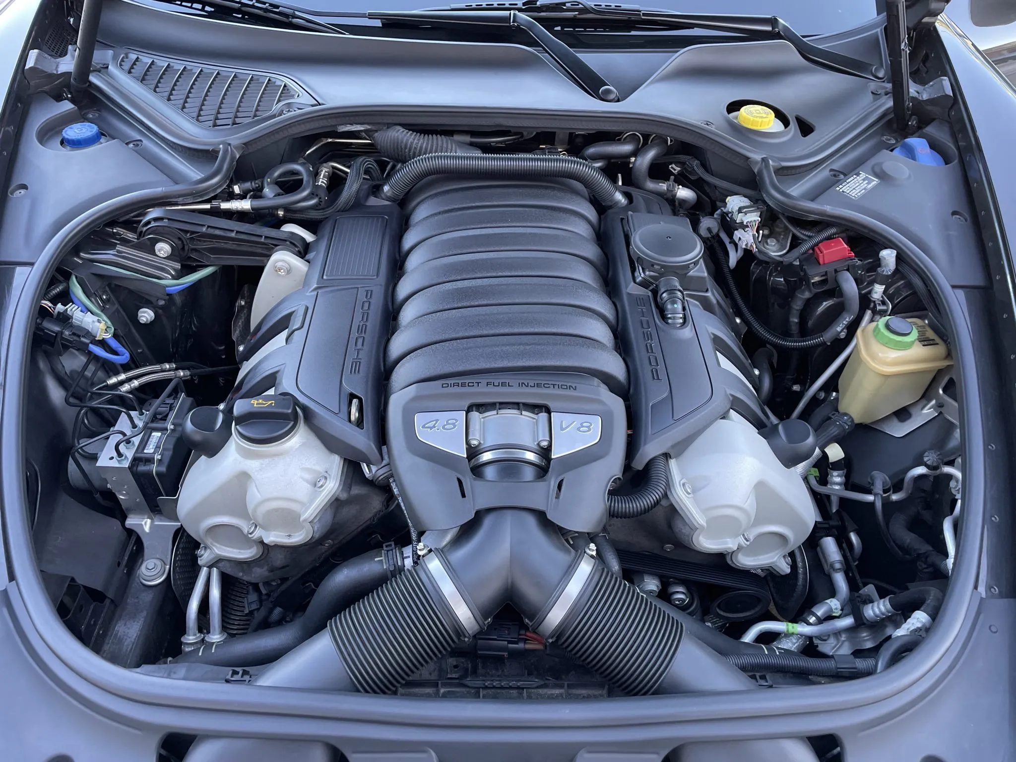 Load larger image of 2013 Porsche Panamera S - Stuttcars Classified