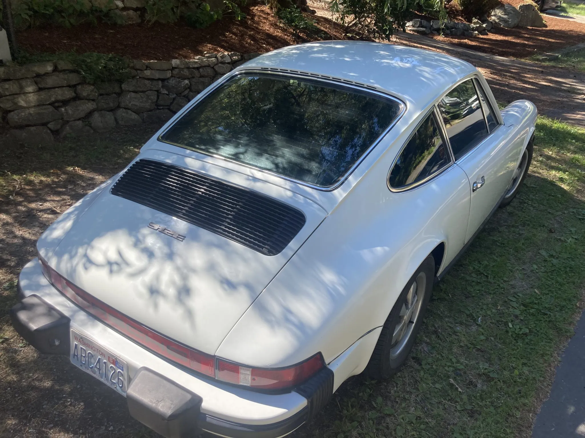 Load larger image of 1976 Porsche 912E - Stuttcars Classified