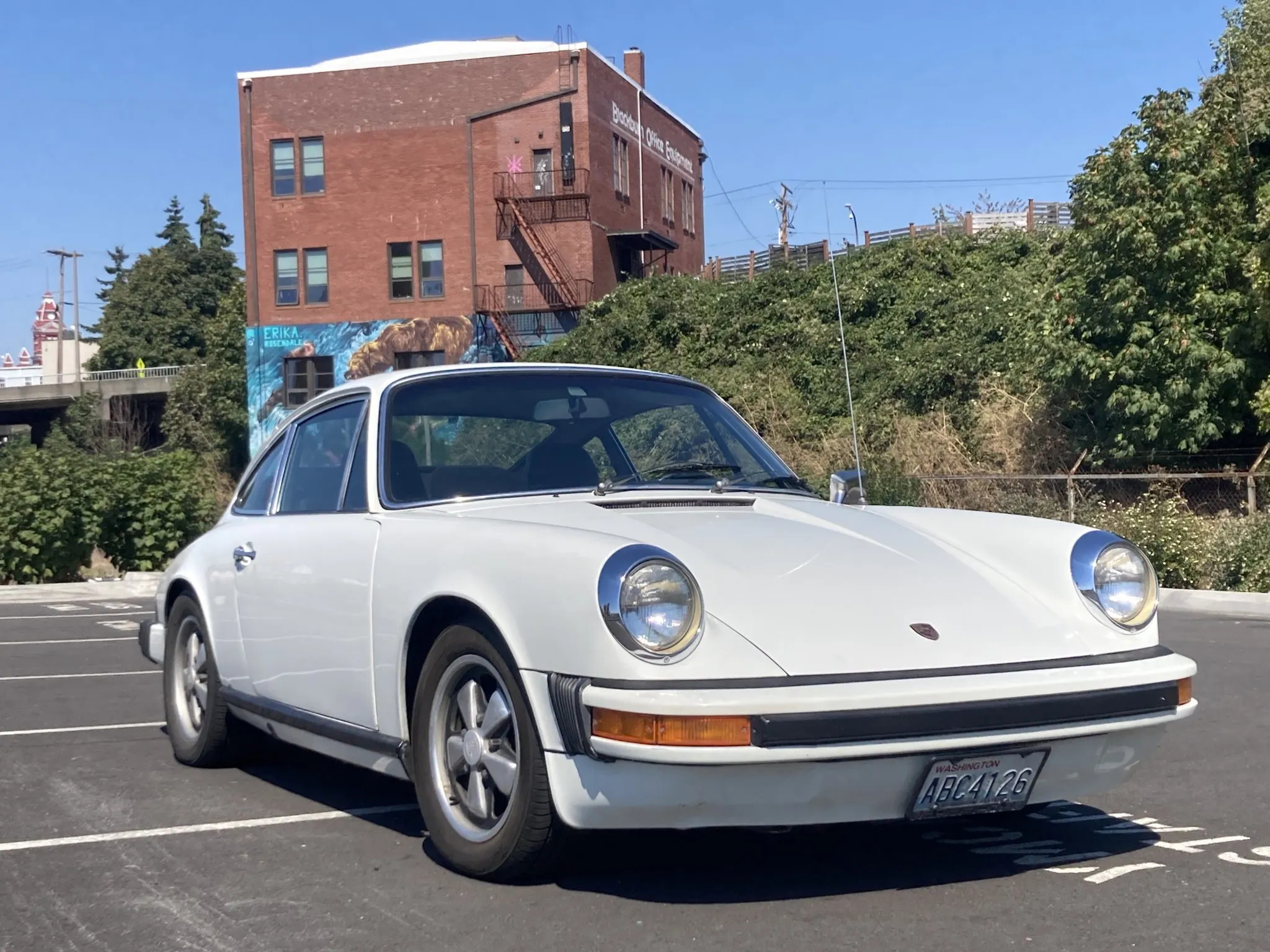 Load larger image of 1976 Porsche 912E - Stuttcars Classified