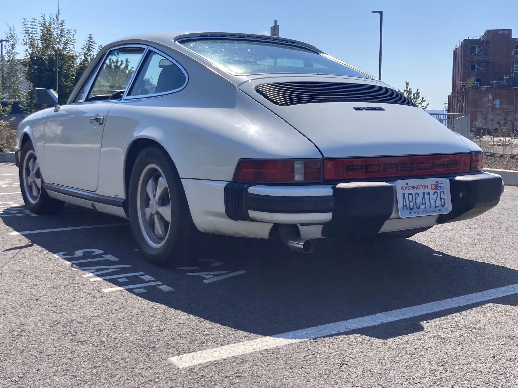 Load larger image of 1976 Porsche 912E - Stuttcars Classified