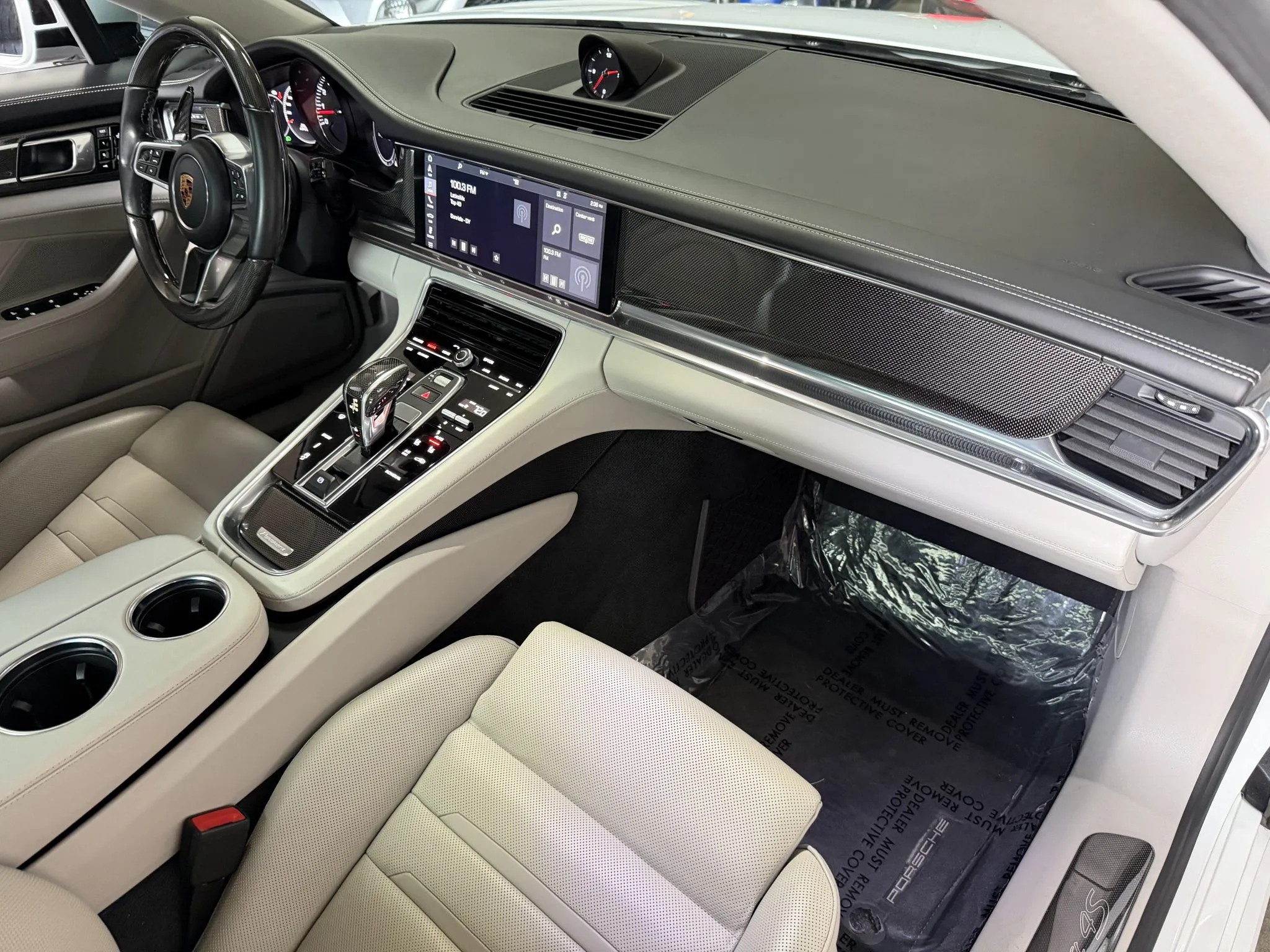 Load larger image of 2018 Porsche Panamera 4S - Stuttcars Classified