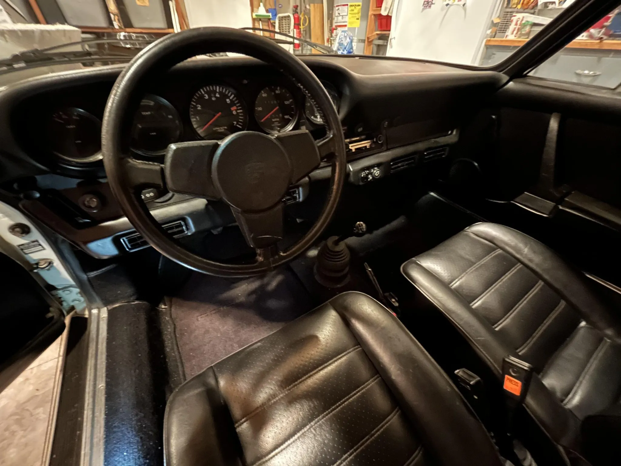 Load larger image of 1976 Porsche 912E - Stuttcars Classified