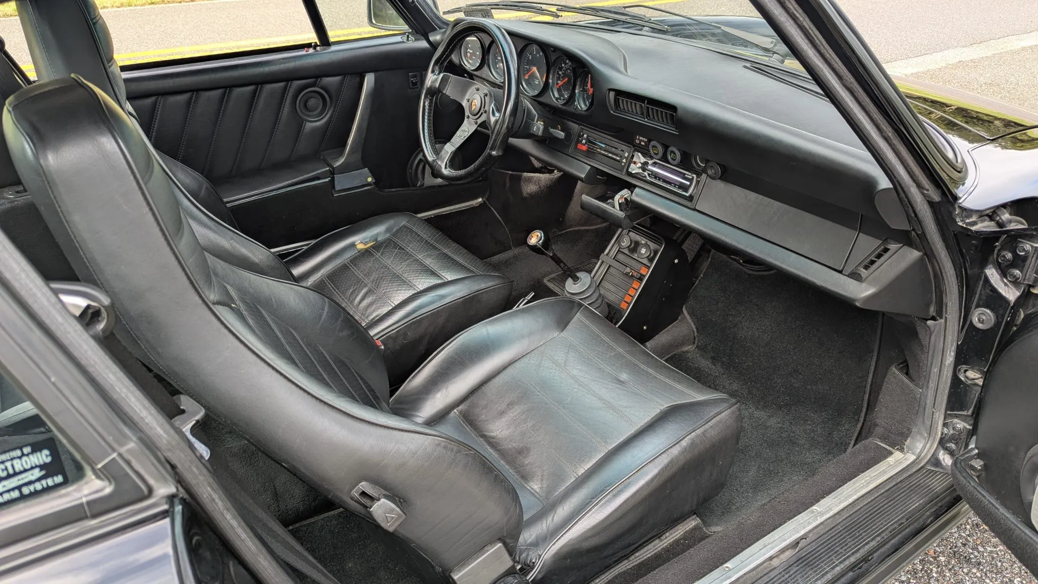 Load larger image of FOR SALE: 1983 Porsche 911SC Coupe - Stuttcars Classified