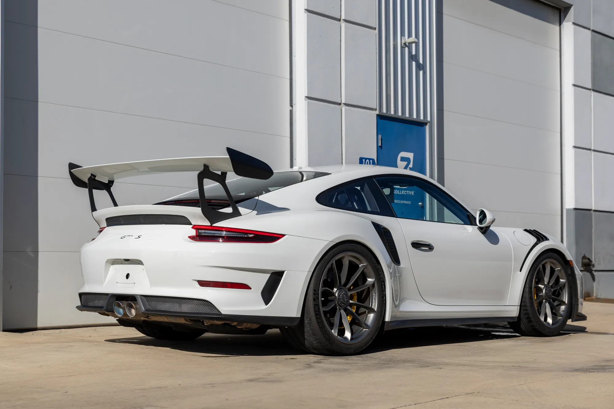 Load larger image of 2019 Porsche 911 GT3 RS - Stuttcars Classified
