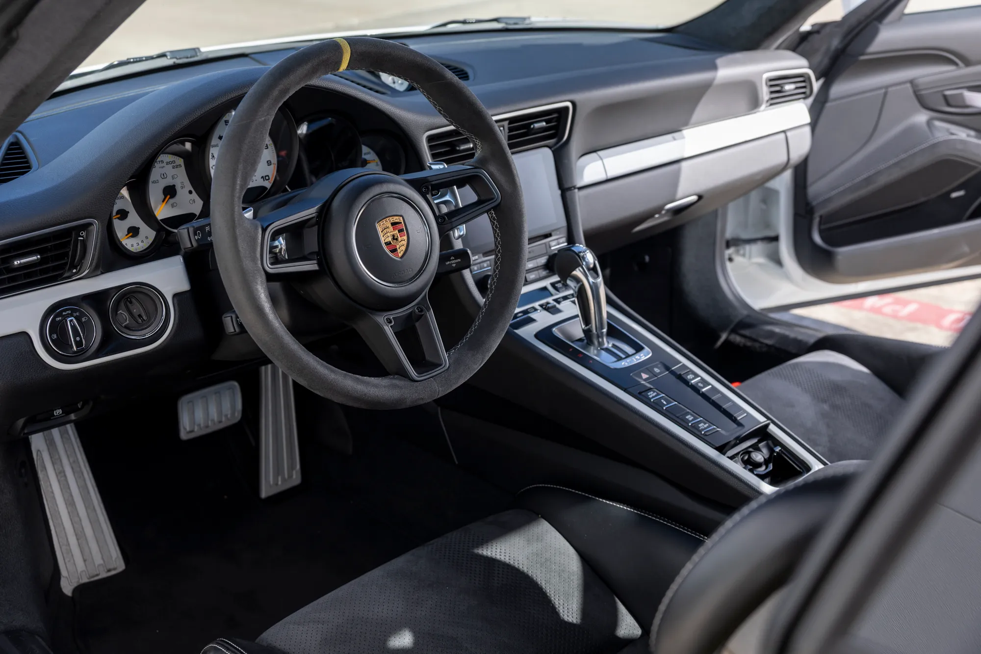 Load larger image of 2019 Porsche 911 GT3 RS - Stuttcars Classified