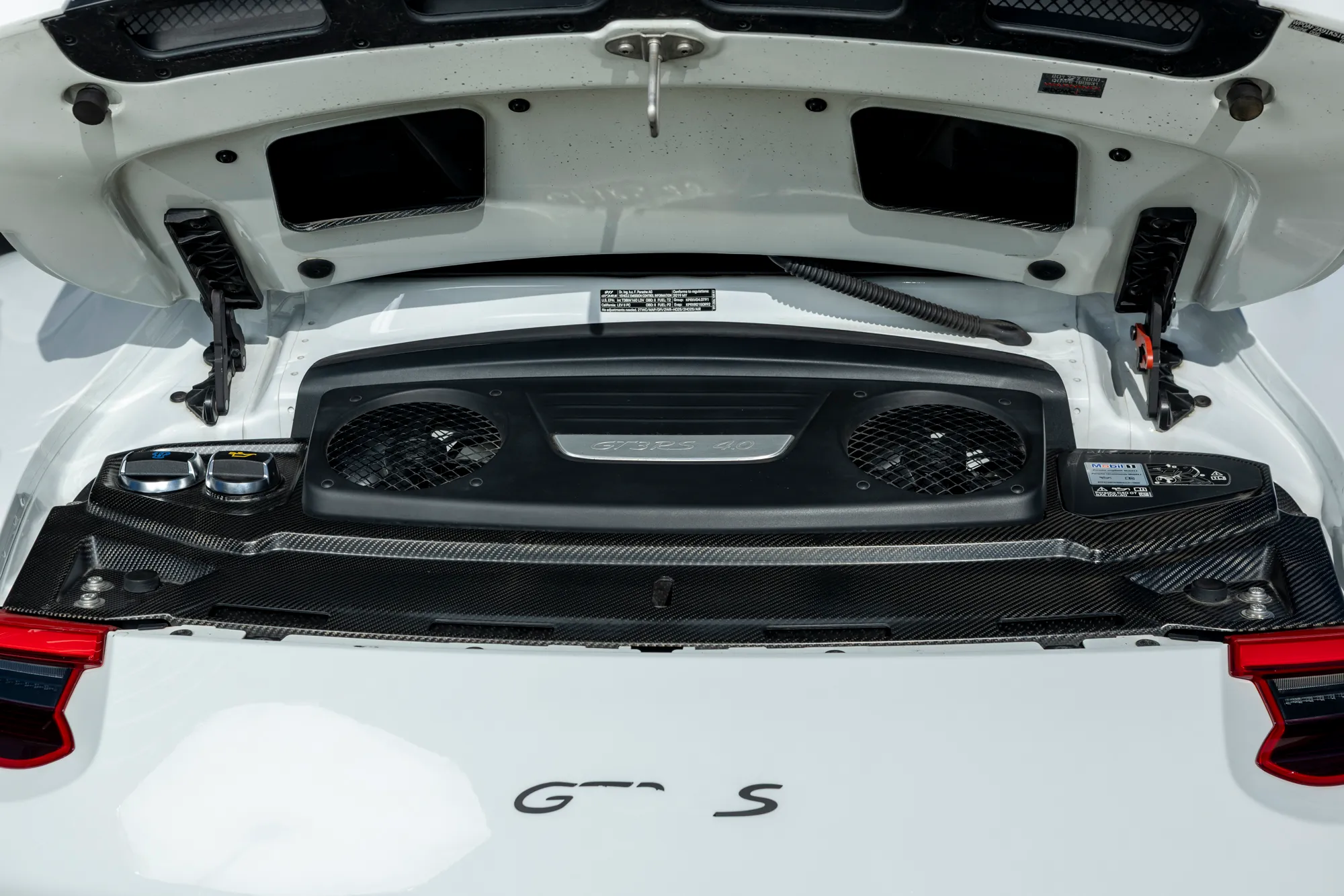 Load larger image of 2019 Porsche 911 GT3 RS - Stuttcars Classified