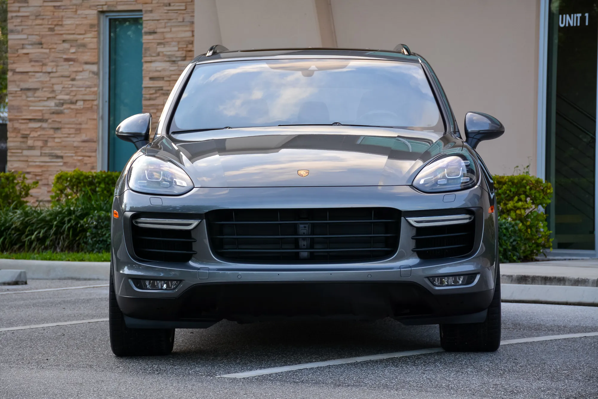 Load larger image of 2015 Porsche Cayenne Turbo - Stuttcars Classified