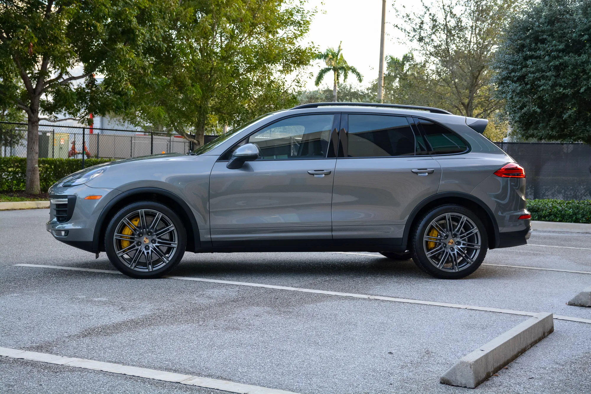 Load larger image of 2015 Porsche Cayenne Turbo - Stuttcars Classified
