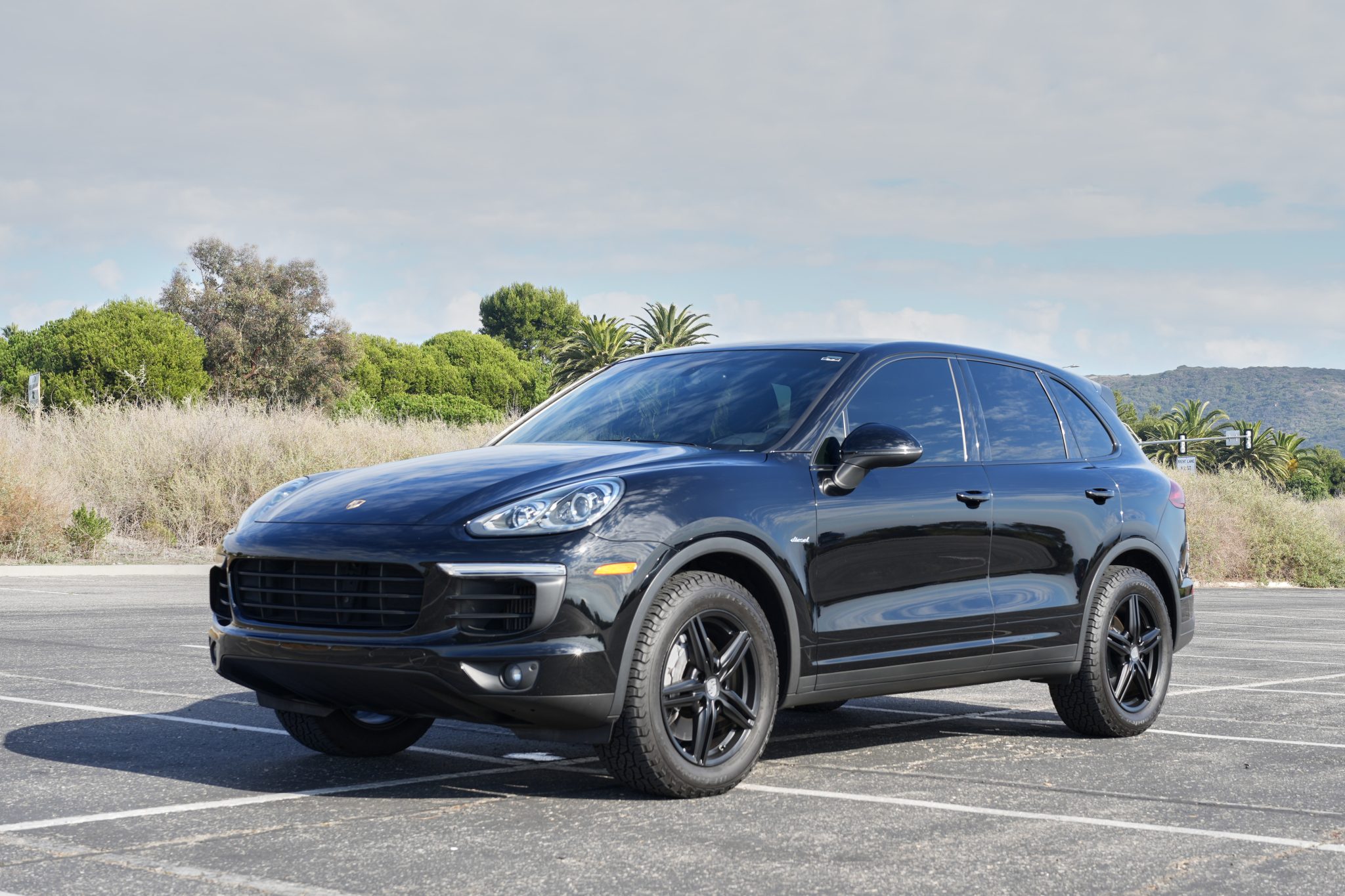 Load larger image of 2015 Porsche Cayenne Diesel - Stuttcars Classified