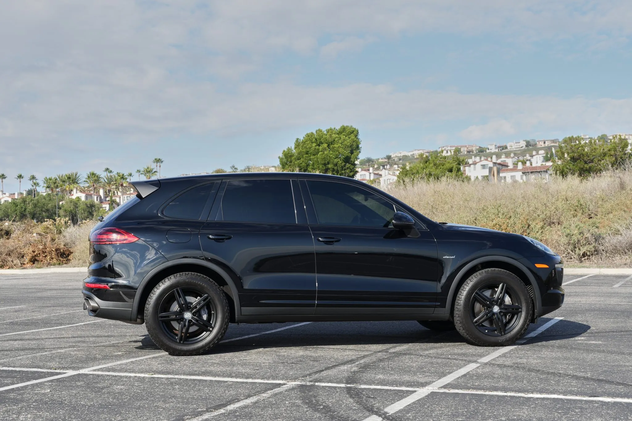 Load larger image of 2015 Porsche Cayenne Diesel - Stuttcars Classified
