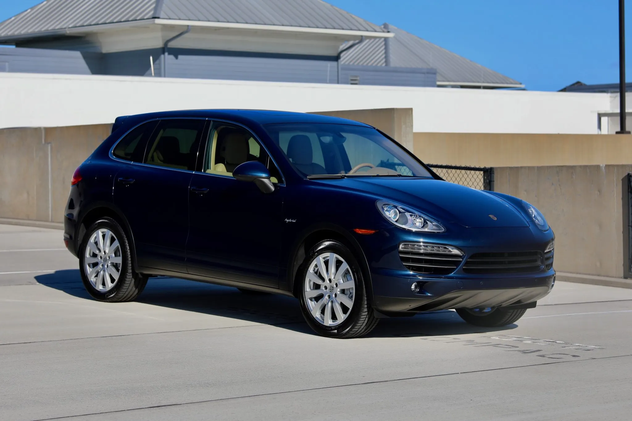 Load larger image of 2013 Porsche Cayenne S Hybrid - Stuttcars Classified