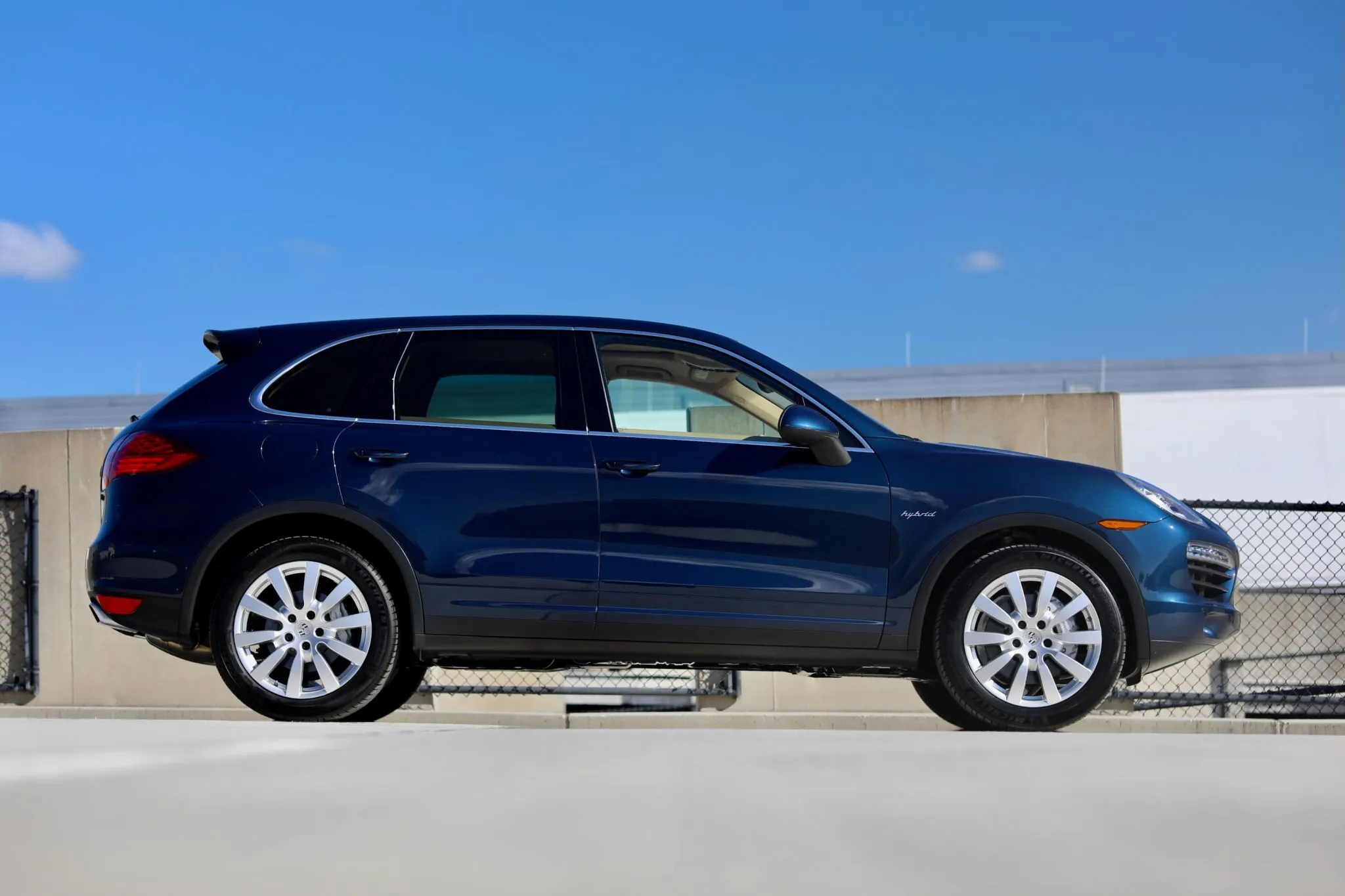 Load larger image of 2013 Porsche Cayenne S Hybrid - Stuttcars Classified