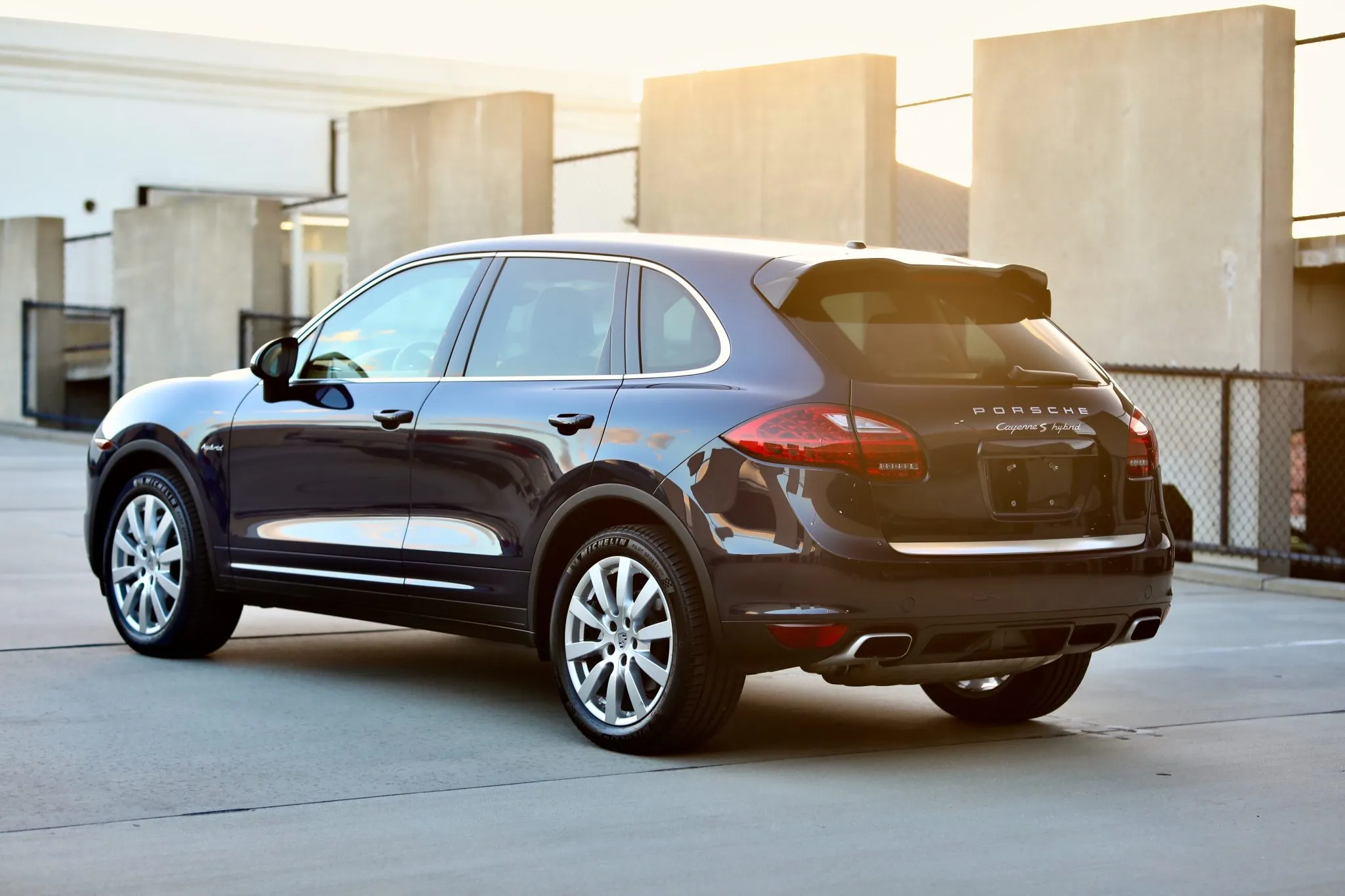 Load larger image of 2013 Porsche Cayenne S Hybrid - Stuttcars Classified