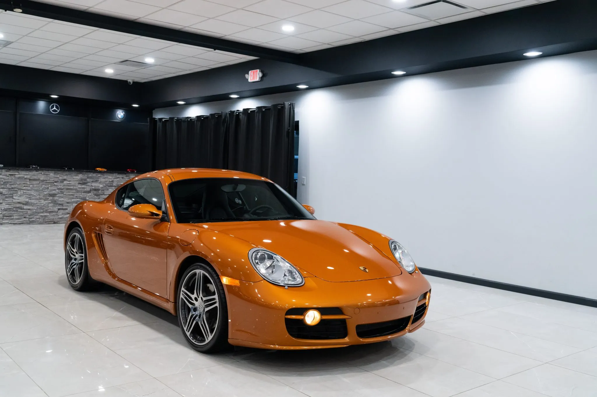 Load larger image of 2007 Porsche Cayman S - Stuttcars Classified